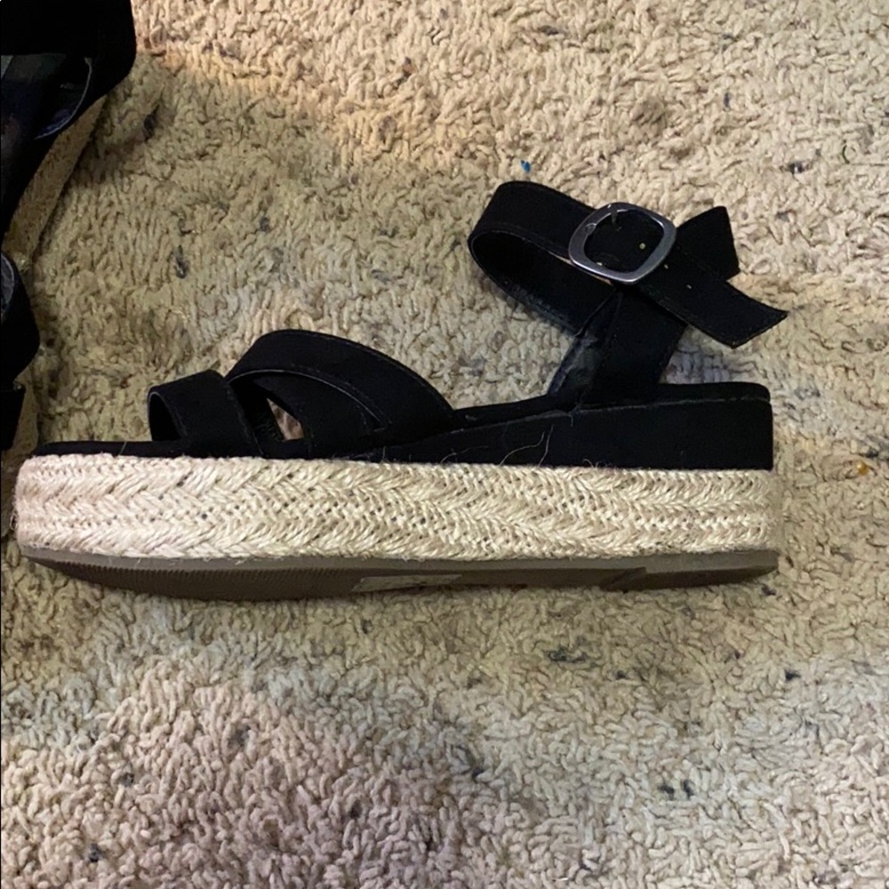 Platform sandals - Picture 3 of 6